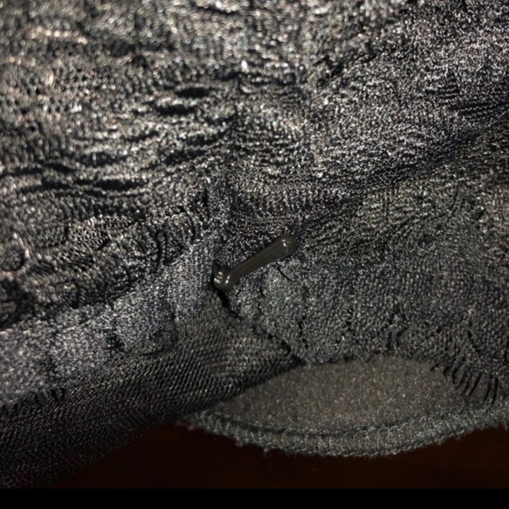 Black lace prom dress - Picture 4 of 7